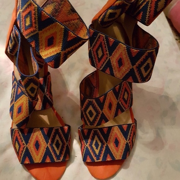 Sexy Tribal Printed Strap heels * NEW* - Picture 5 of 7